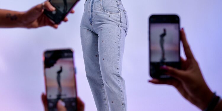 jeans