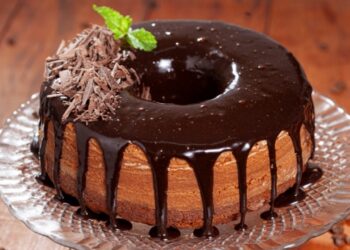 bolo de café com chocolate