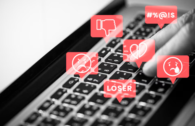 O que o cyberbullying está fazendo com as crianças? Foto: FreePik