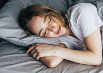 Um detalhe no ambiente pode ajudar o cérebro a desacelerar, e a ciência explica por quê. Foto: FreePik