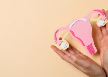 Sinais de endometriose que vão além da cólica. Foto: FreePik