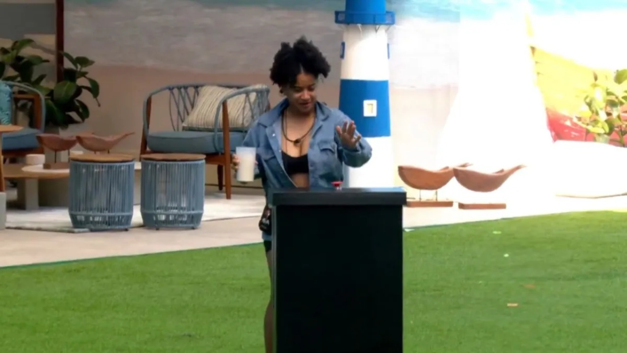 quem apertou o botão misterioso no BBB 26