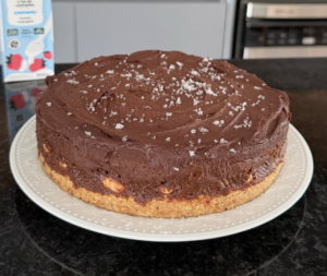 Torta de chocolate com amendoim