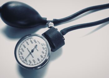 Saiba como o controle da pressão arterial depende de uma boa alimentação. Conheça os alimentos que combatem a hipertensão no dia a dia - Canva Equipes/Sergiu Rusu's Images