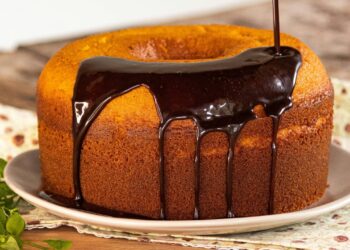 bolo de cenoura
