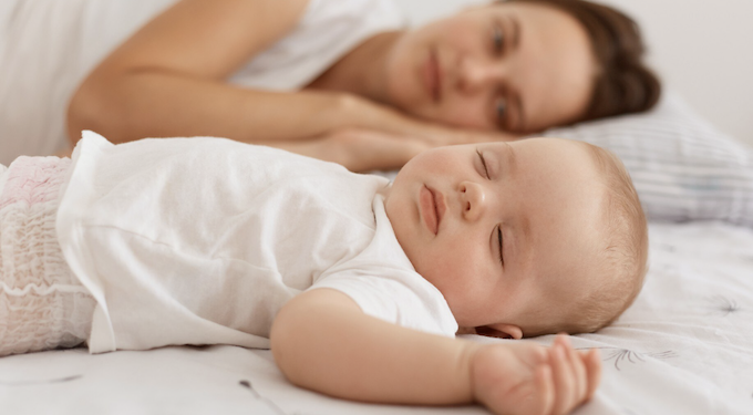 Como fazer um ritual do sono para o bebê? Foto: FreePik