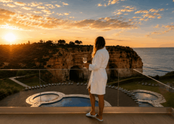 Algarve, em Portugal, tem praias maravilhosas para brasileiros curtirem o verão europeu - Crédito: Paty Moraes Nobre/Arquivo Pessoal
