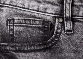 jeans-cinza