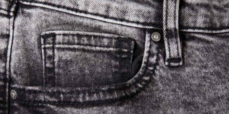 jeans-cinza