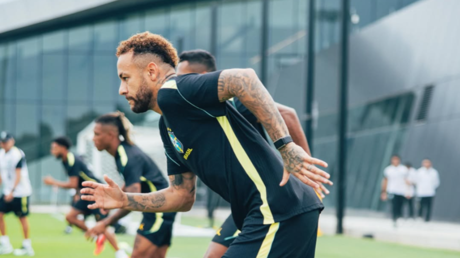 Márcia Sensitiva abre o jogo sobre Neymar Jr. e avisa sobre os perigos do mau-olhado. Reprodução: Instagram