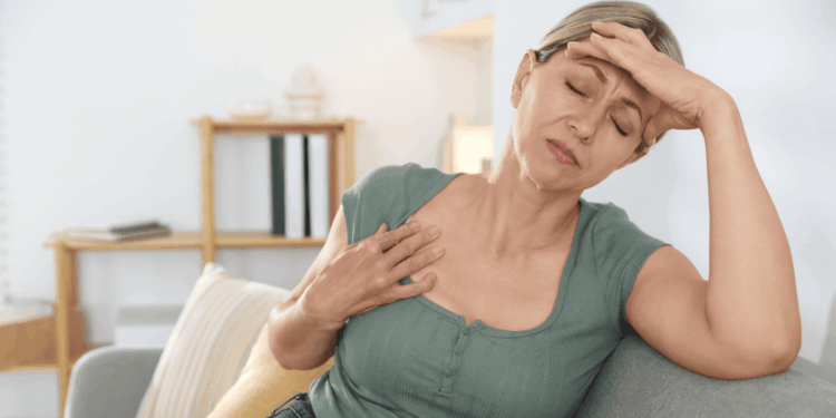 Sintomas de perimenopausa. Crédito: Canva
