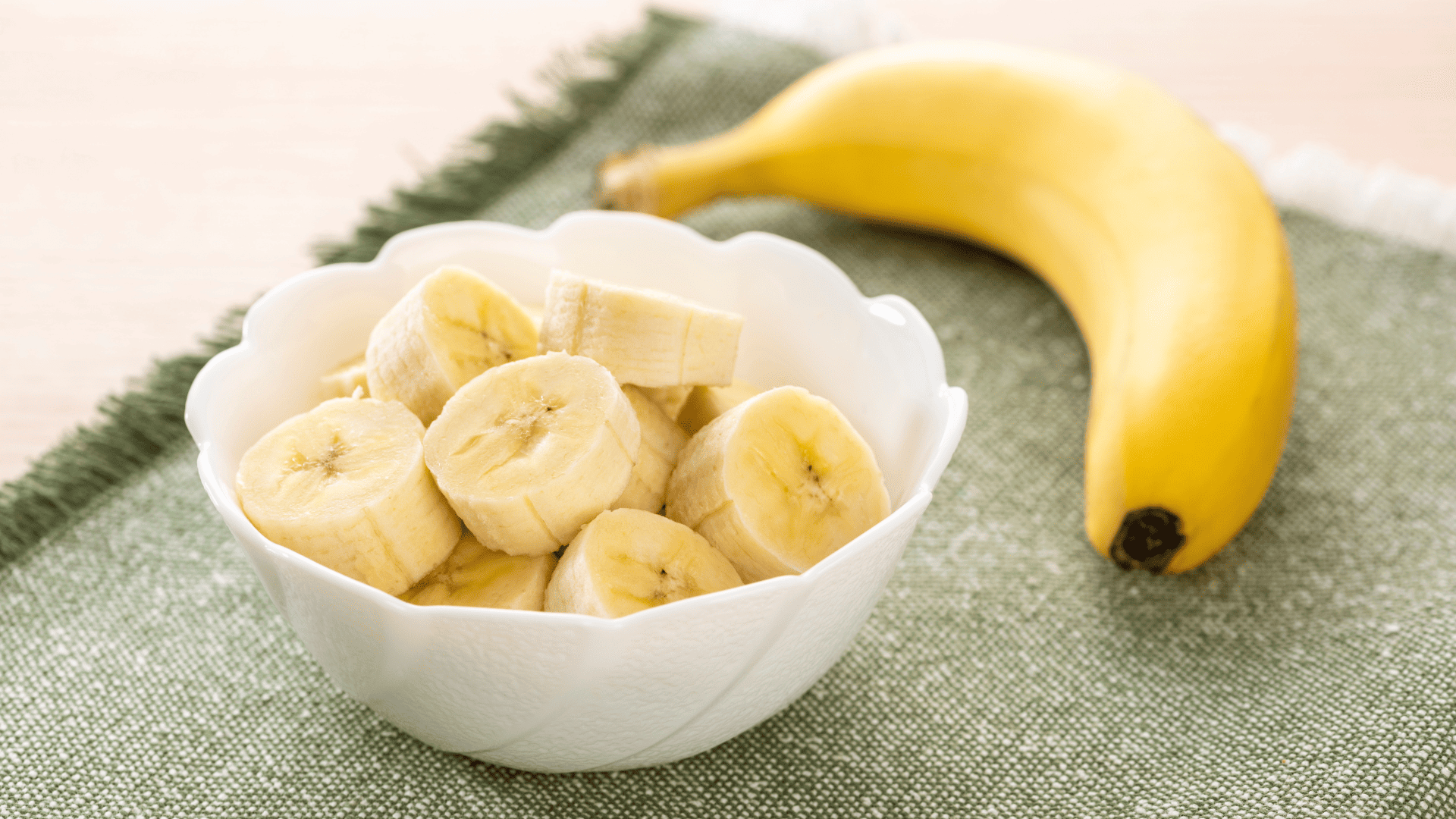 Sofre com cãibras Duas receitas para melhorar o sintoma agora mesmo. Crédito: Canva
