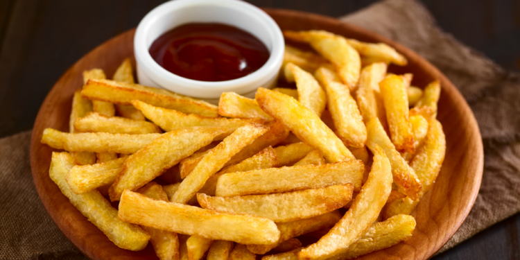 Batata frita sequinha e crocante. Crédito: Canva