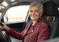 Carro mais barato para idosos? Entenda! Foto: Magnific