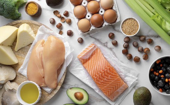 Como adicionar mais proteínas ao dia a dia? Foto: Magnific