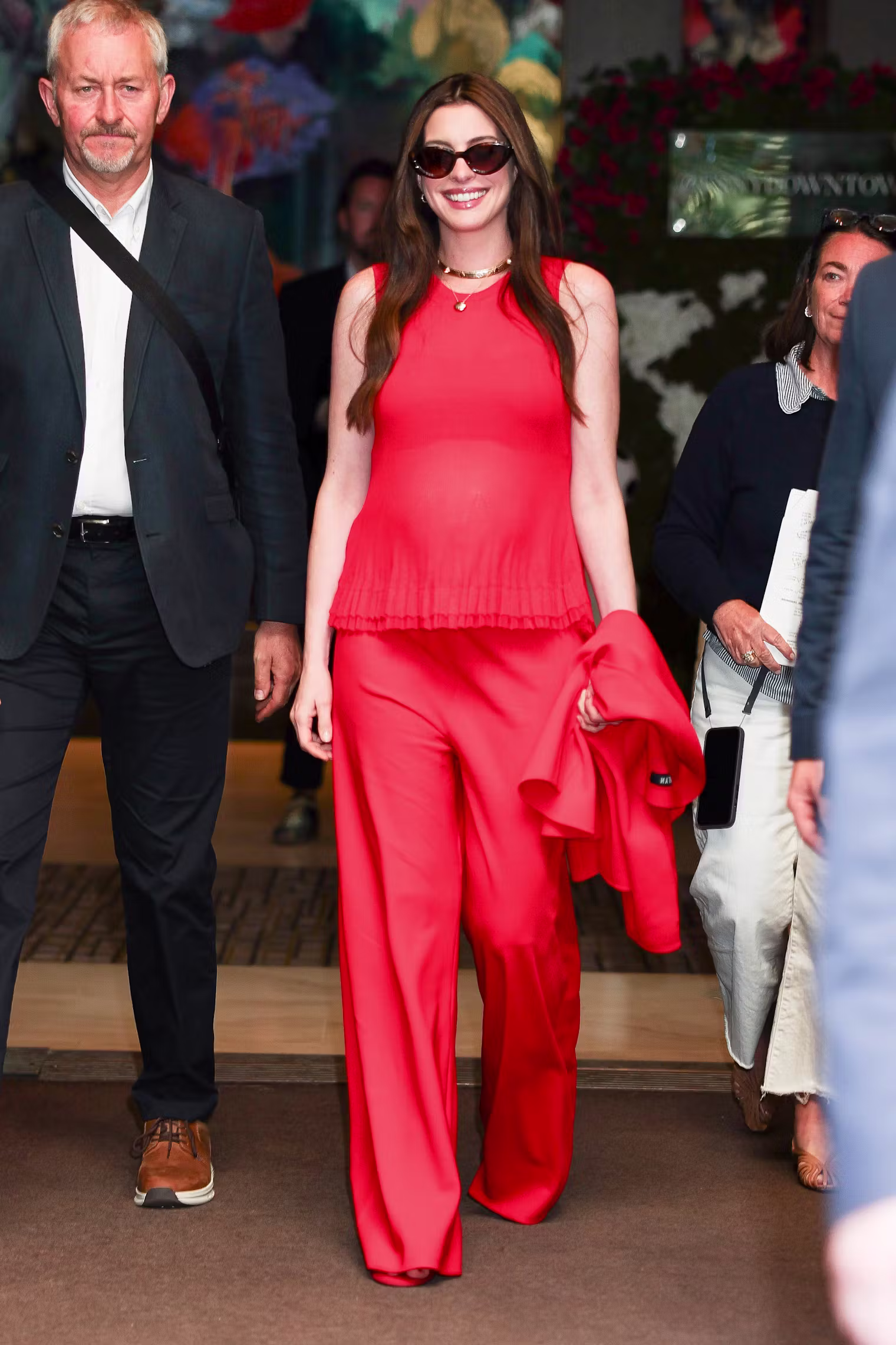 Anna Hathaway inspirações de looks. Crédito: Aeon/GC Images/Getty Images