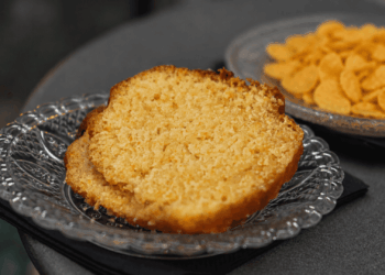 Bolo de milho sem ovos. Crédito: divulgação