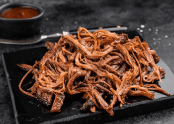 Dessalgar carne seca. Crédito: Canva