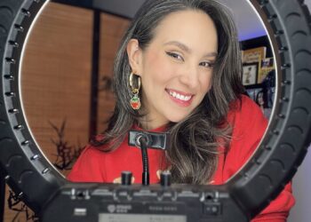 Para Evelyn Marques, especialista em digital, o mercado de beleza foi um dos primeiros a perceber que o modelo tradicional de comunicação já não acompanhava a forma como as pessoas tomam decisões de consumo. Foto: Divulgação.