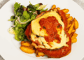 Filé à Parmegiana. Crédito: Canva