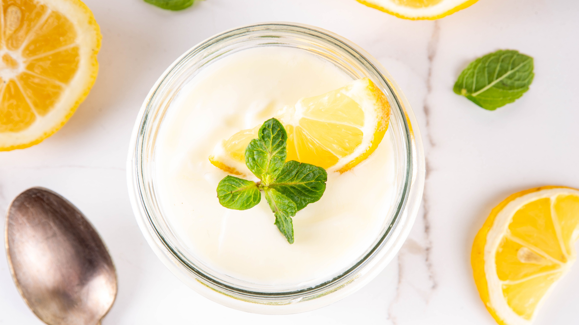 O segredo para acertar o ponto do mousse de limão simples