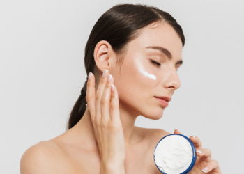 Ordem correta do skincare. Crédito: Canva