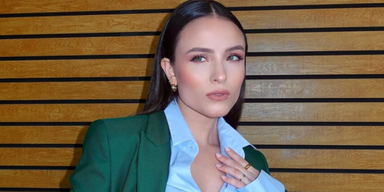 Larissa Manoela realizou a cirurgia e alertou os fãs sobre a importância dos cuidados referentes à endometriose. Foto: Instagram Larissa Manoela