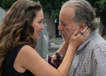 Francesca (Nathalia Dill) e Otoniel (Tony Ramos) em Quem Ama Cuida - Crédito: Reprodução/Globo